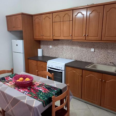 Appartement Pel House à Nafpaktos Extérieur photo