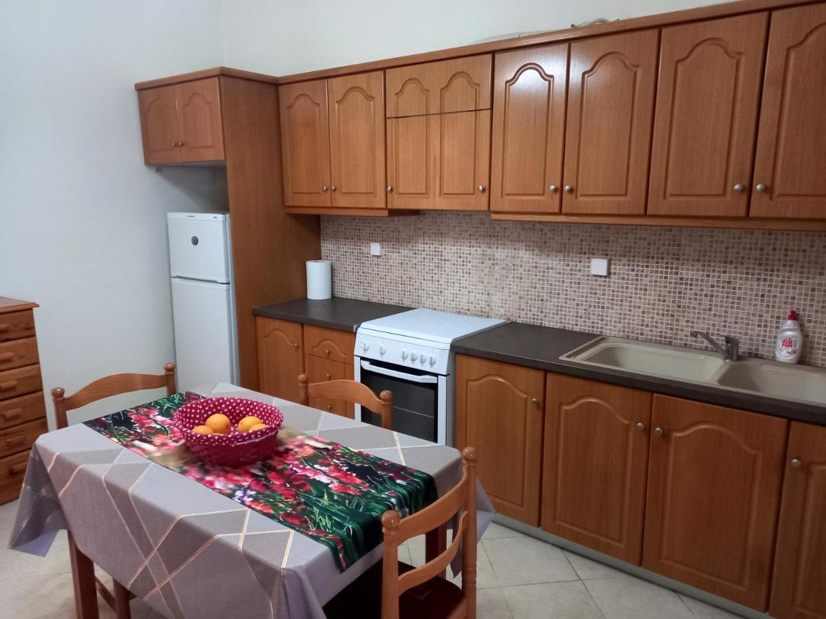 Appartement Pel House à Nafpaktos Extérieur photo